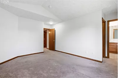 3944 SE 103rd Ave, Portland, OR 97266 - Photo 13
