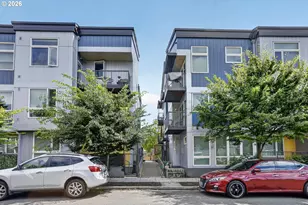 8120 N Interstate Ave, Portland, OR 97217 - Photo 3