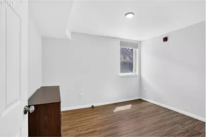 8120 N Interstate Ave #204, Portland, OR 97217 - Photo 29