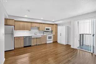 8120 N Interstate Ave, Portland, OR 97217 - Photo 17