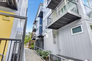 8120 N Interstate Ave, Portland, OR 97217 - Photo 37