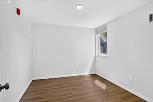 8120 N Interstate Ave, Portland, OR 97217 - Photo 27