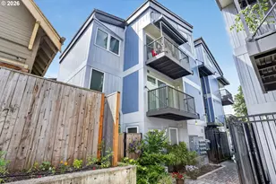 8120 N Interstate Ave, Portland, OR 97217 - Photo 5