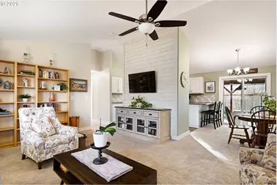 4973 Forsythia St, Springfield, OR 97478 - Photo 13