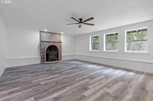 14214 SE Crystal Springs Blvd, Portland, OR 97236 - Photo 15