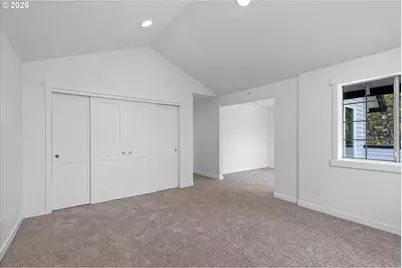 14214 SE Crystal Springs Blvd, Portland, OR 97236 - Photo 25
