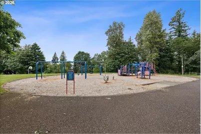 14214 SE Crystal Springs Blvd, Portland, OR 97236 - Photo 47
