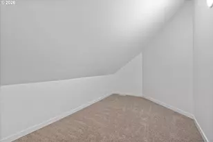14214 SE Crystal Springs Blvd, Portland, OR 97236 - Photo 37