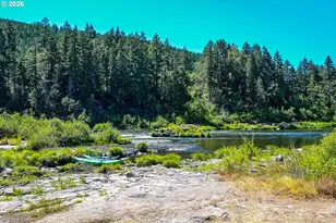 295 Wolf Valley Dr, Umpqua, OR 97486 - Photo 33