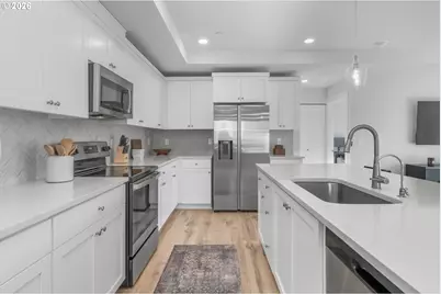 16609 SW Botany Bay Ln, Portland, OR 97224 - Photo 17