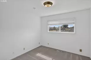 51929 SE Woodmere Ct, Scappoose, OR 97056 - Photo 9