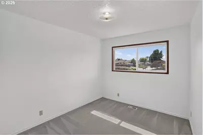 51929 SE Woodmere Ct, Scappoose, OR 97056 - Photo 11