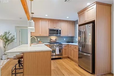 646 SE Oak St, White Salmon, WA 98672 - Photo 13