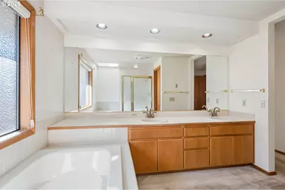 2003 NE 155th Ct, Portland, OR 97230 - Photo 25