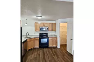 857 SE Maliah Ave, Madras, OR 97741 - Photo 5