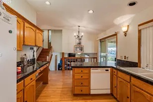 2811 NE 6th St, Gresham, OR 97030 - Photo 11