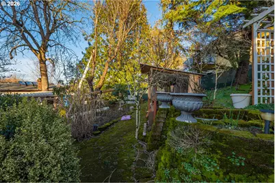 2811 NE 6th St, Gresham, OR 97030 - Photo 25