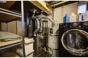 911 9th St, Oregon City, OR 97045 - Photo 21