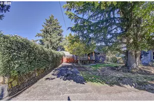 911 9th St, Oregon City, OR 97045 - Photo 29