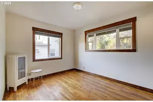 911 9th St, Oregon City, OR 97045 - Photo 13