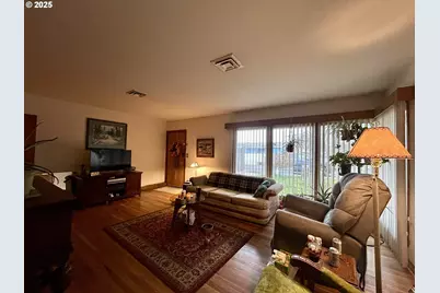 917 Myrtle St, The Dalles, OR 97058 - Photo 11