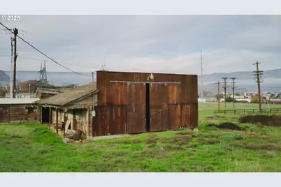 917 Myrtle St, The Dalles, OR 97058 - Photo 7