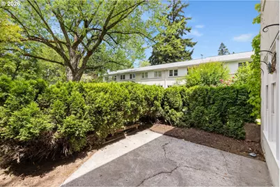 6811 NE Broadway, Portland, OR 97213 - Photo 17