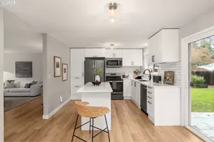 3958 NE Laura St, Hillsboro, OR 97124 - Photo 13