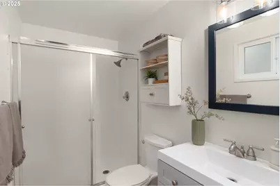 3958 NE Laura St, Hillsboro, OR 97124 - Photo 17