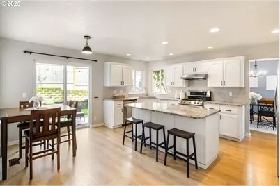 986 SW Tomahawk Pl, Dundee, OR 97115 - Photo 9