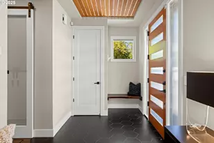 4480 Upper Dr, Lake Oswego, OR 97035 - Photo 5