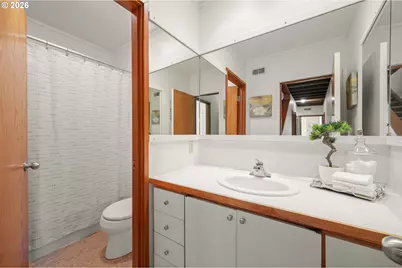 2300 Parkside Ln, Eugene, OR 97403 - Photo 35