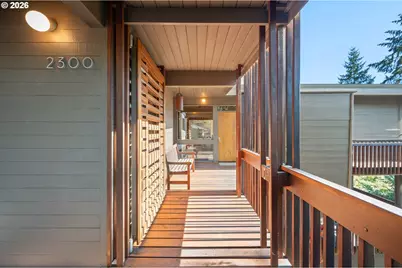 2300 Parkside Ln, Eugene, OR 97403 - Photo 5