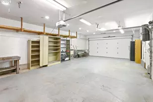 132 SE 214th Ave, Gresham, OR 97030 - Photo 13