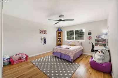 2402 Stephanie Ln, North Bend, OR 97459 - Photo 25