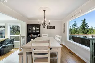 2402 Stephanie Ln, North Bend, OR 97459 - Photo 21