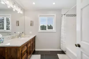 2402 Stephanie Ln, North Bend, OR 97459 - Photo 29