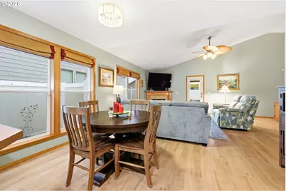 12807 NE 43rd Cir, Vancouver, WA 98682 - Photo 7