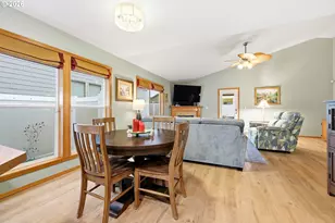 12807 NE 43rd Cir, Vancouver, WA 98682 - Photo 7