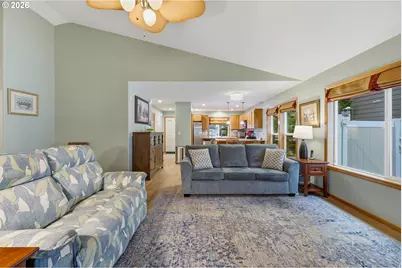 12807 NE 43rd Cir, Vancouver, WA 98682 - Photo 5