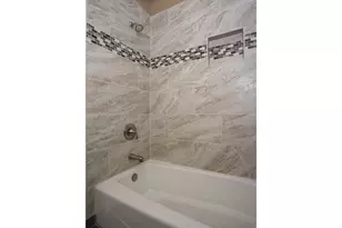9004 SW Lancelot Ln, Portland, OR 97219 - Photo 31
