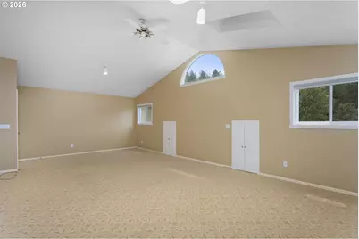 9004 SW Lancelot Ln, Portland, OR 97219 - Photo 35