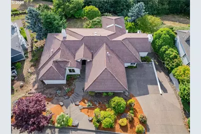2469 Crestmont Cir, Salem, OR 97302 - Photo 37