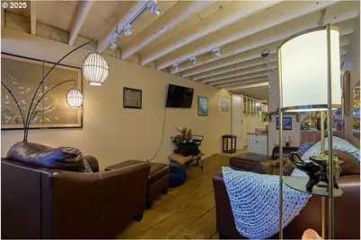 105 E Main St, Enterprise, OR 97828 - Photo 7
