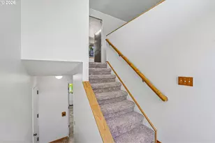 1485 SE 11th St, Gresham, OR 97080 - Photo 7