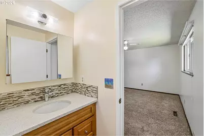 1485 SE 11th St, Gresham, OR 97080 - Photo 27