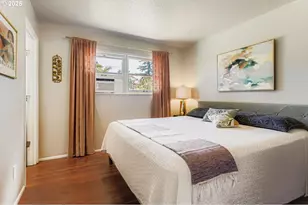 16646 SE Ankeny St, Portland, OR 97233 - Photo 13