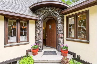6164 SW Capitol Hwy, Portland, OR 97239 - Photo 3