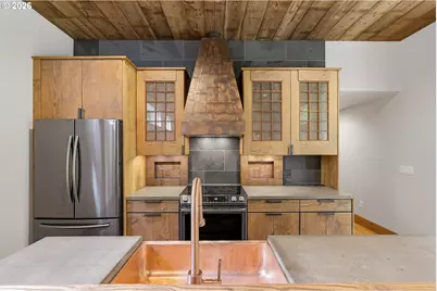6164 SW Capitol Hwy, Portland, OR 97239 - Photo 39