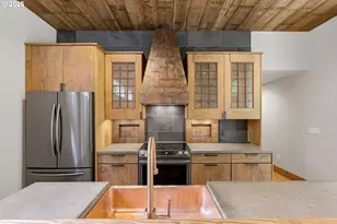 6164 SW Capitol Hwy, Portland, OR 97239 - Photo 39